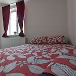 Cozy Modern Km 0