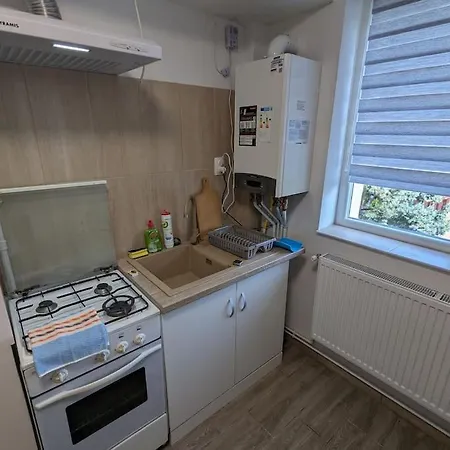 Cozy Modern Km 0 Apartment Craiova